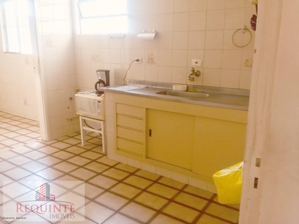 Apartamento à venda com 2 quartos, 75m² - Foto 16