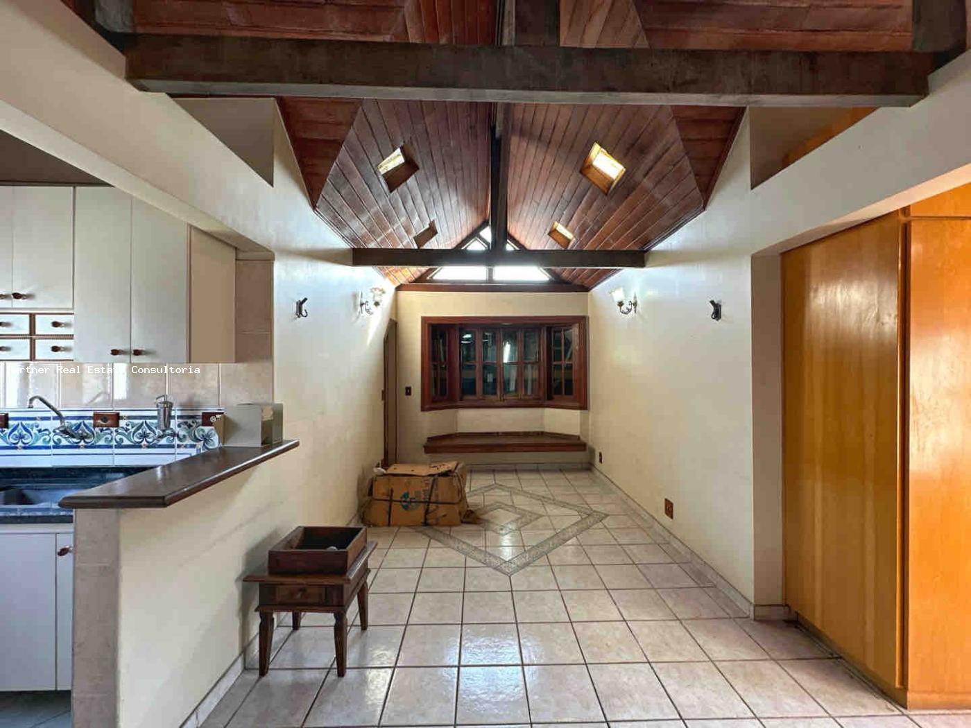Casa à venda com 4 quartos, 418m² - Foto 27