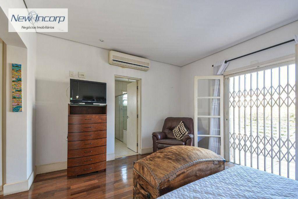 Sobrado à venda com 4 quartos, 375m² - Foto 56