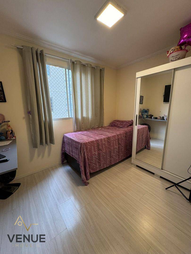 Apartamento à venda com 2 quartos, 45m² - Foto 12