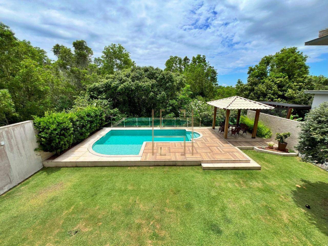 Casa de Condomínio à venda com 3 quartos, 374m² - Foto 2