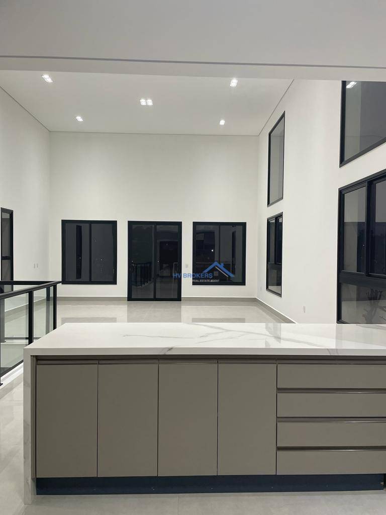 Casa de Condomínio à venda e aluguel com 5 quartos, 368m² - Foto 3