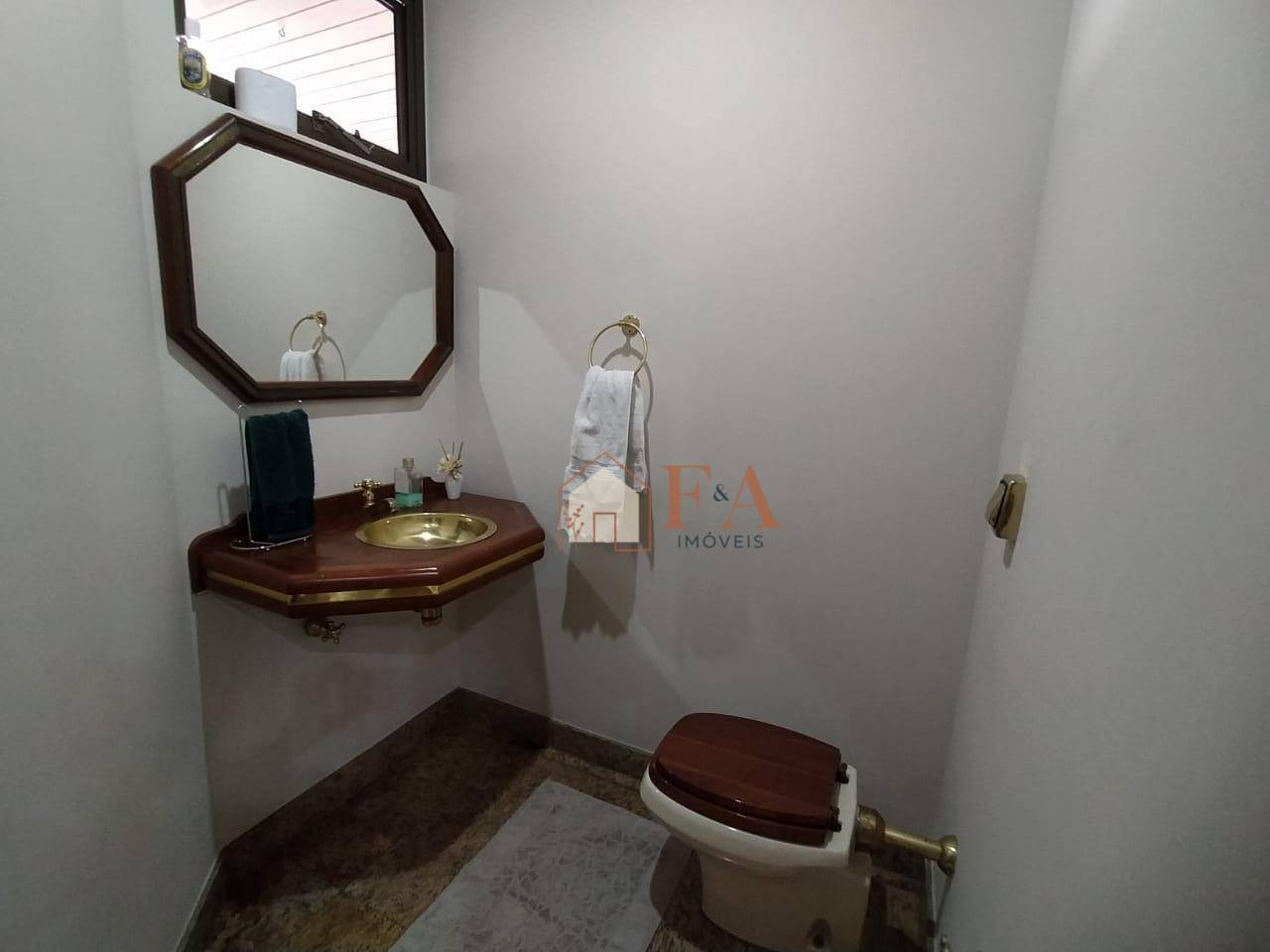 Apartamento à venda com 4 quartos, 240m² - Foto 11