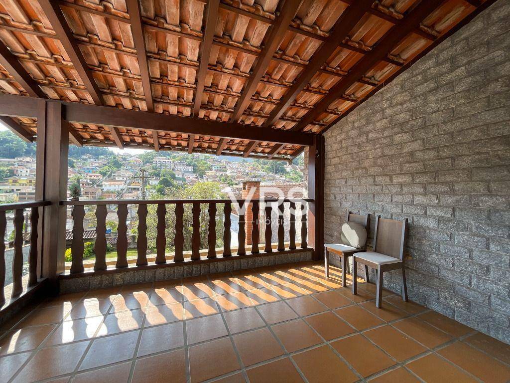 Casa à venda com 3 quartos, 238m² - Foto 25