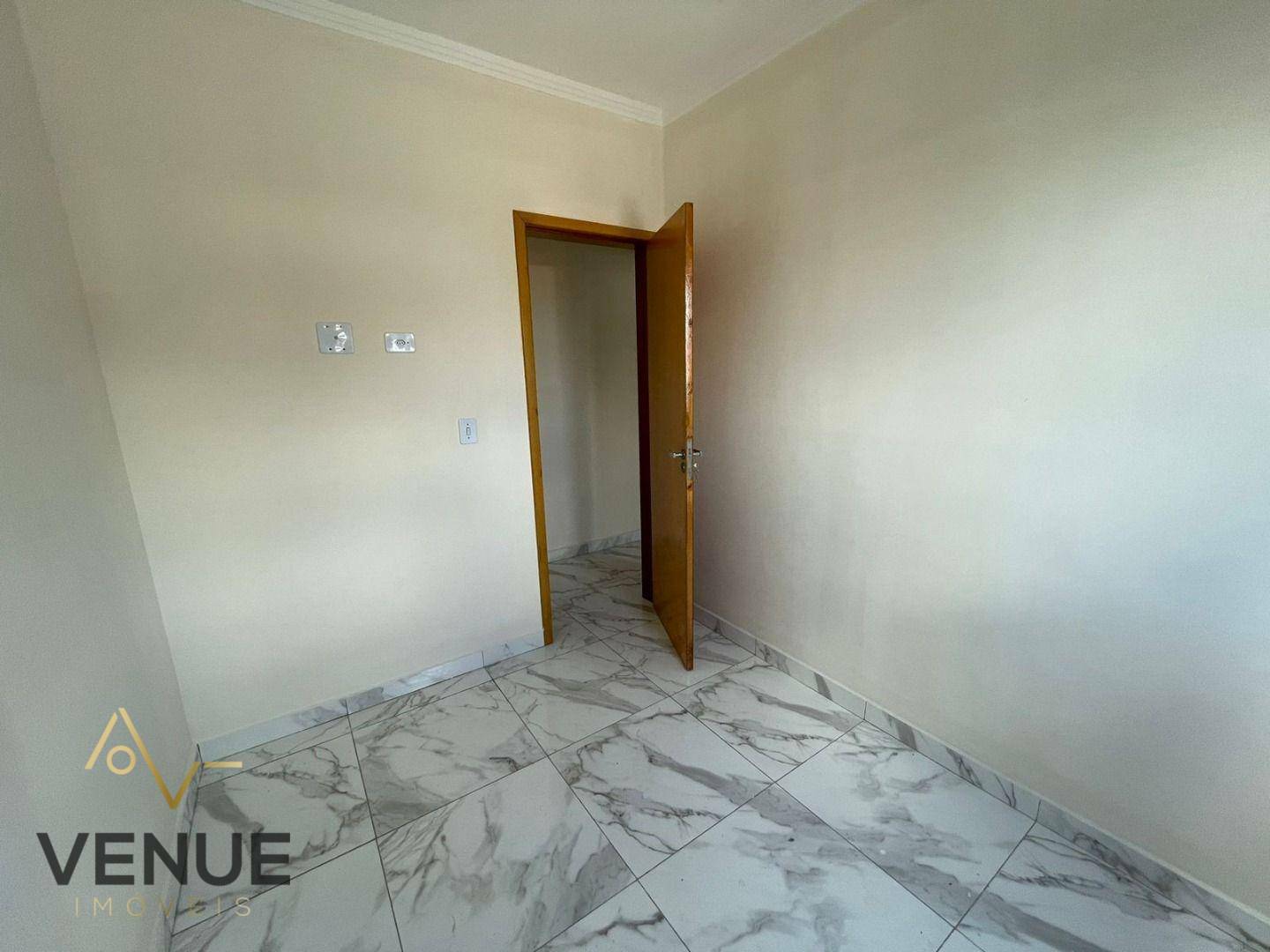 Apartamento à venda com 2 quartos, 45m² - Foto 11