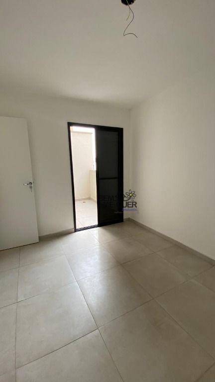 Apartamento à venda com 2 quartos, 47m² - Foto 5