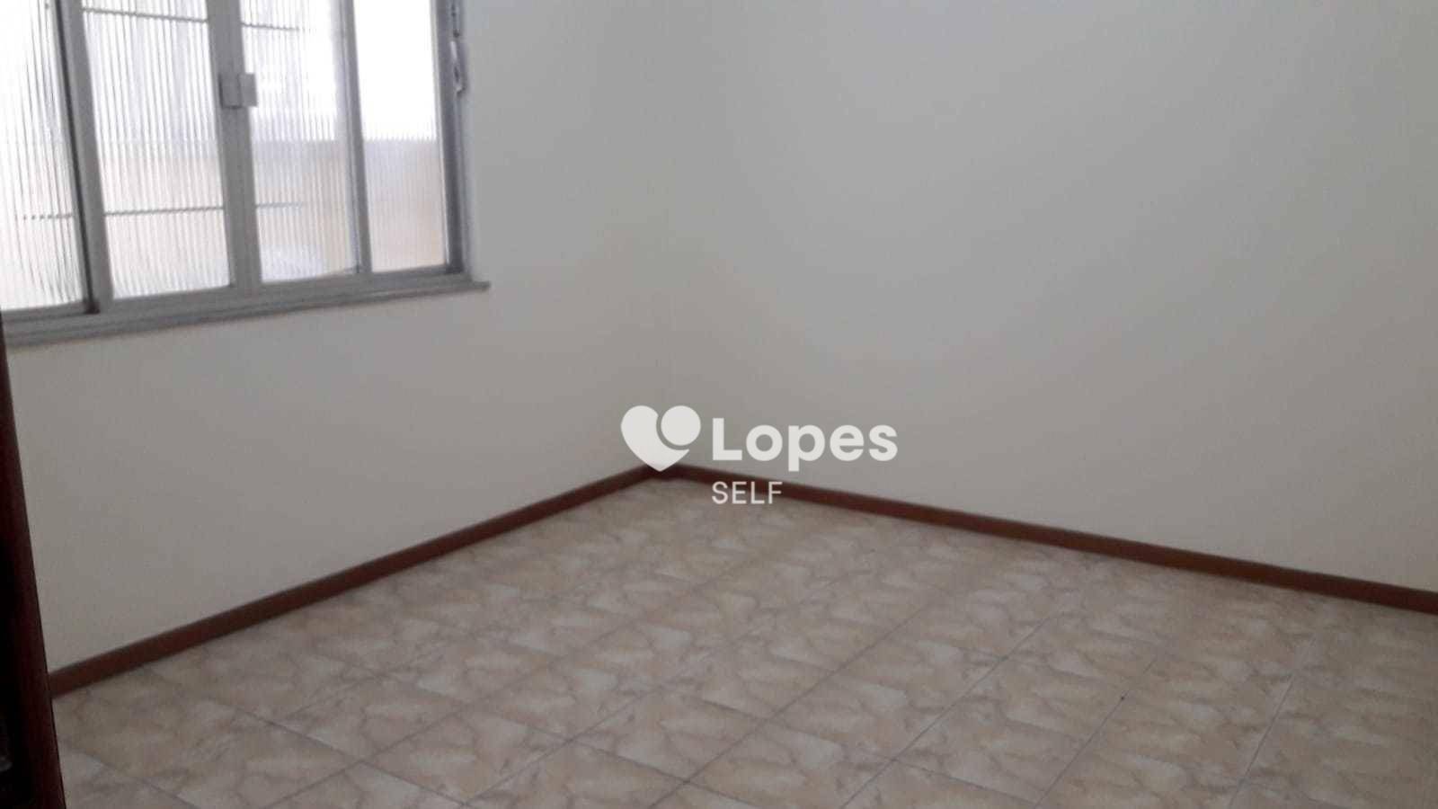 Apartamento à venda com 1 quarto, 50m² - Foto 2