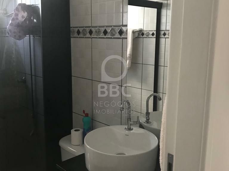 Apartamento à venda com 2 quartos, 49m² - Foto 5