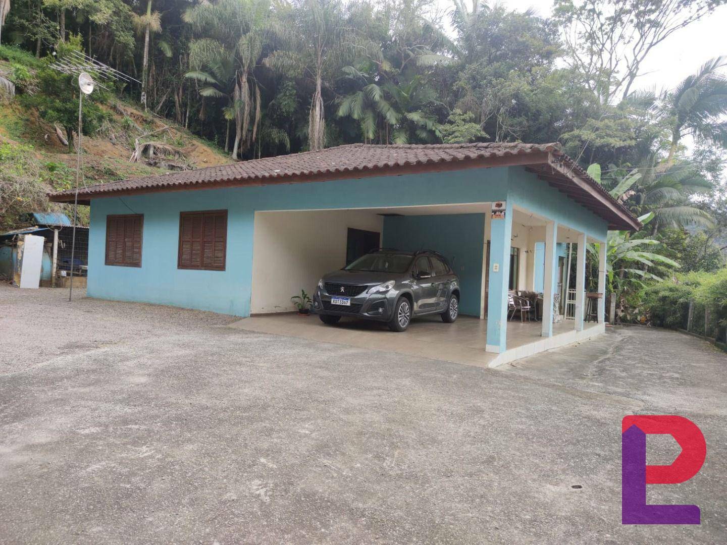 Casa à venda com 3 quartos, 150m² - Foto 2