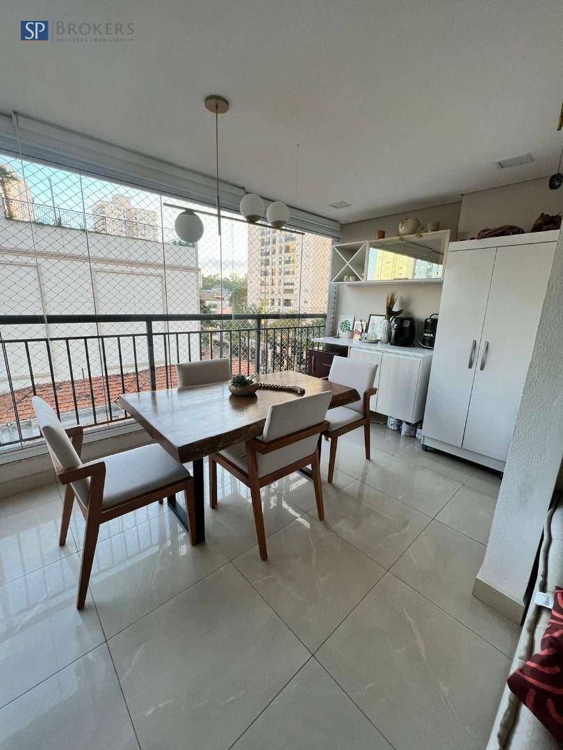 Apartamento à venda com 2 quartos, 70m² - Foto 2