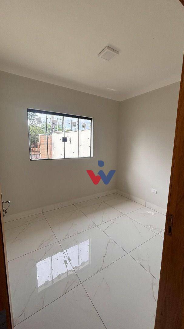 Casa à venda com 3 quartos, 75m² - Foto 6