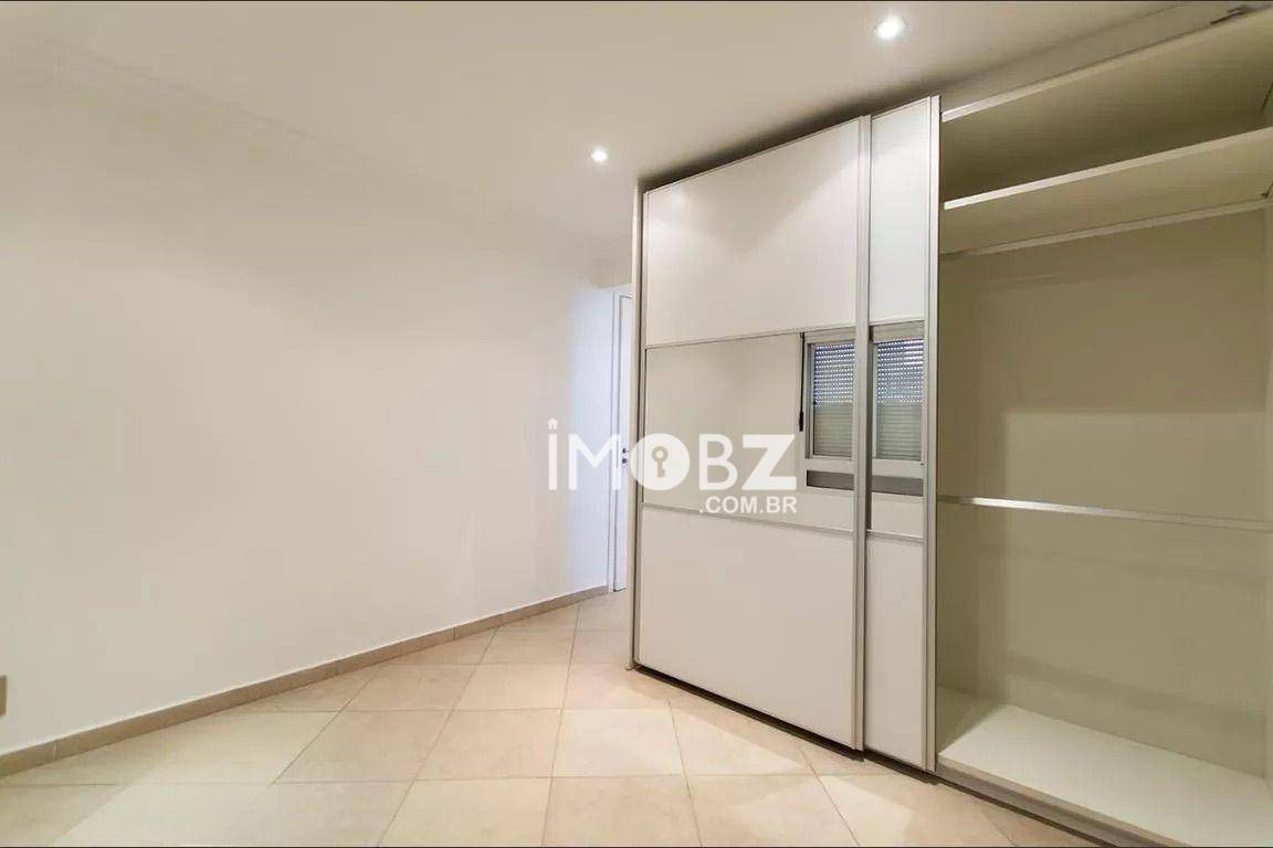 Apartamento à venda com 3 quartos, 180m² - Foto 12