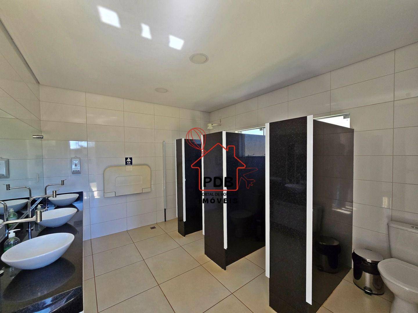Casa de Condomínio à venda com 3 quartos, 238m² - Foto 37