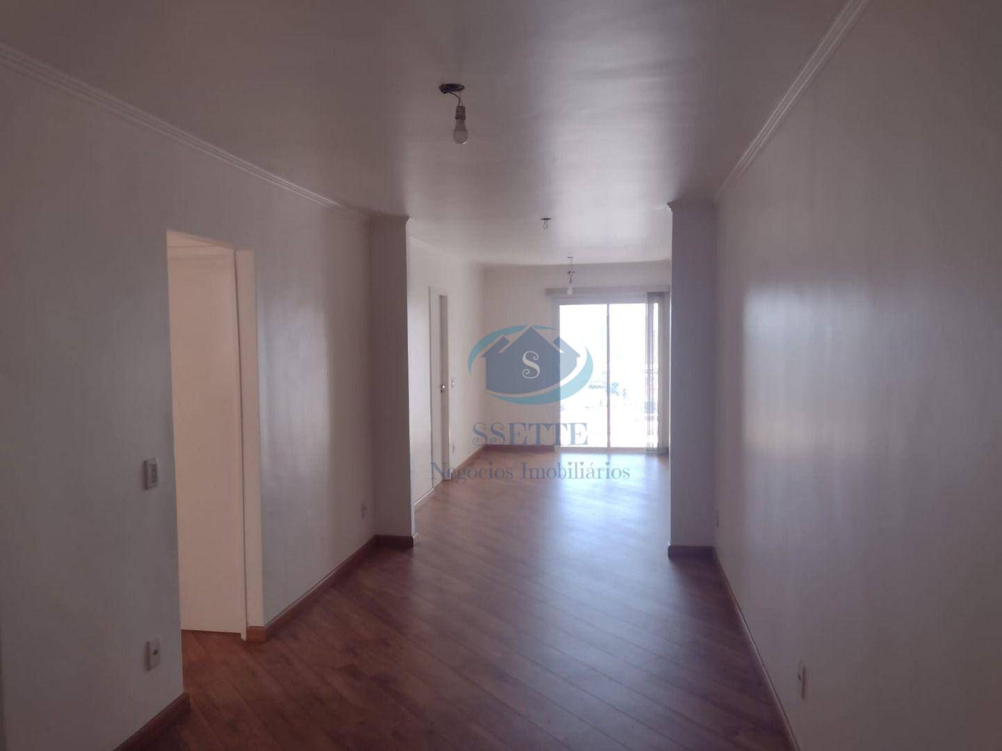 Apartamento à venda com 3 quartos, 88m² - Foto 1