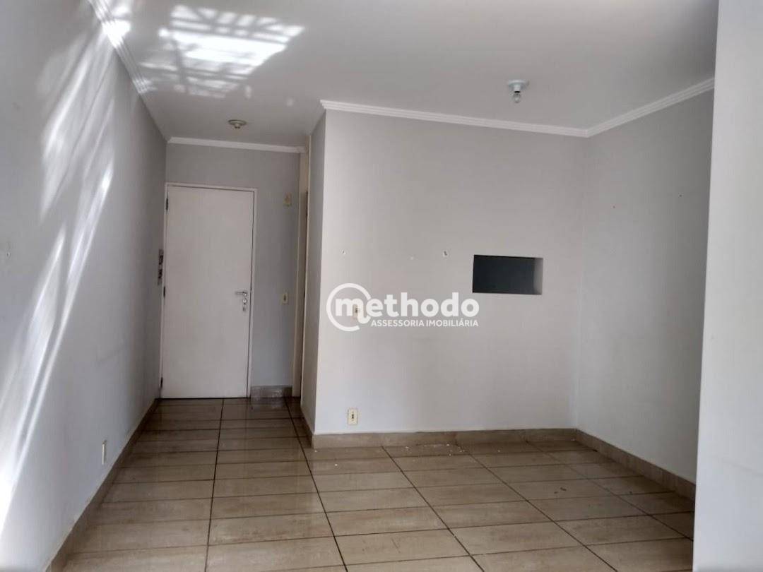 Apartamento à venda com 2 quartos, 60m² - Foto 3