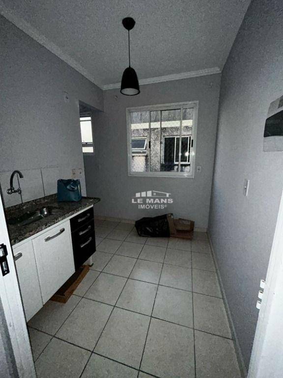 Apartamento à venda e aluguel com 2 quartos, 45m² - Foto 4