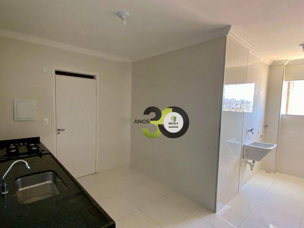 Apartamento à venda com 3 quartos, 119m² - Foto 8