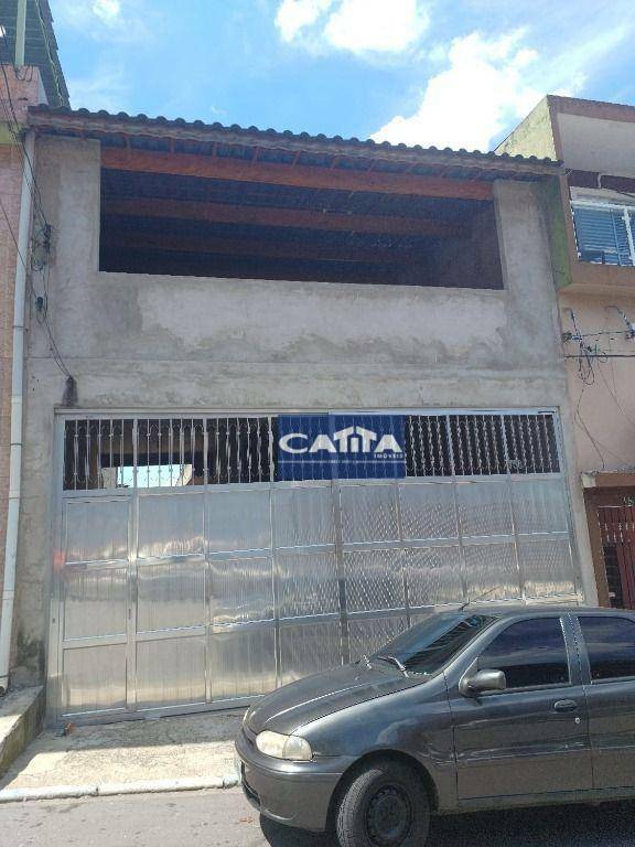 Casa à venda com 5 quartos, 240m² - Foto 1