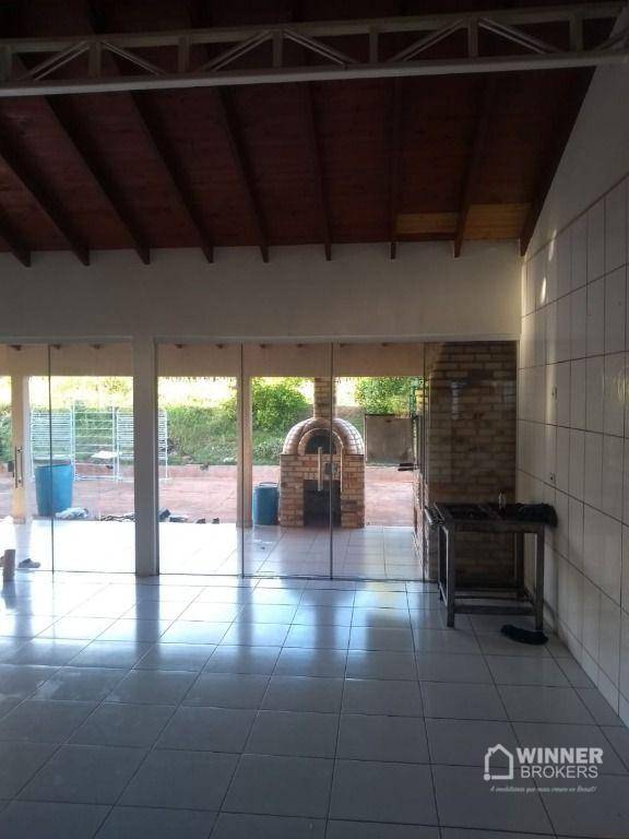 Chácara à venda com 3 quartos, 238m² - Foto 13