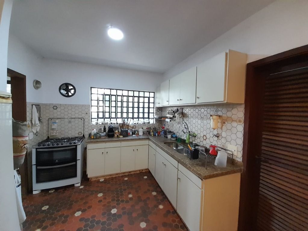 Casa de Condomínio à venda com 3 quartos, 280m² - Foto 28