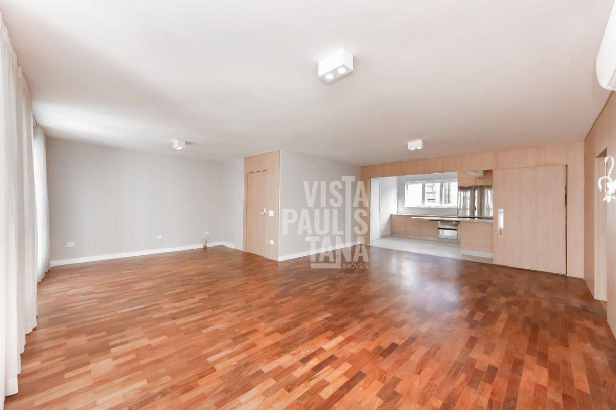 Apartamento à venda com 3 quartos, 227m² - Foto 3