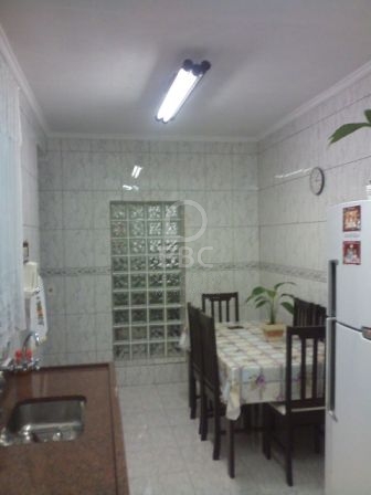 Sobrado à venda com 2 quartos, 112m² - Foto 3