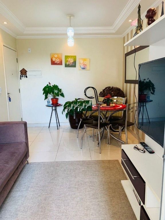 Apartamento à venda com 2 quartos, 48m² - Foto 2