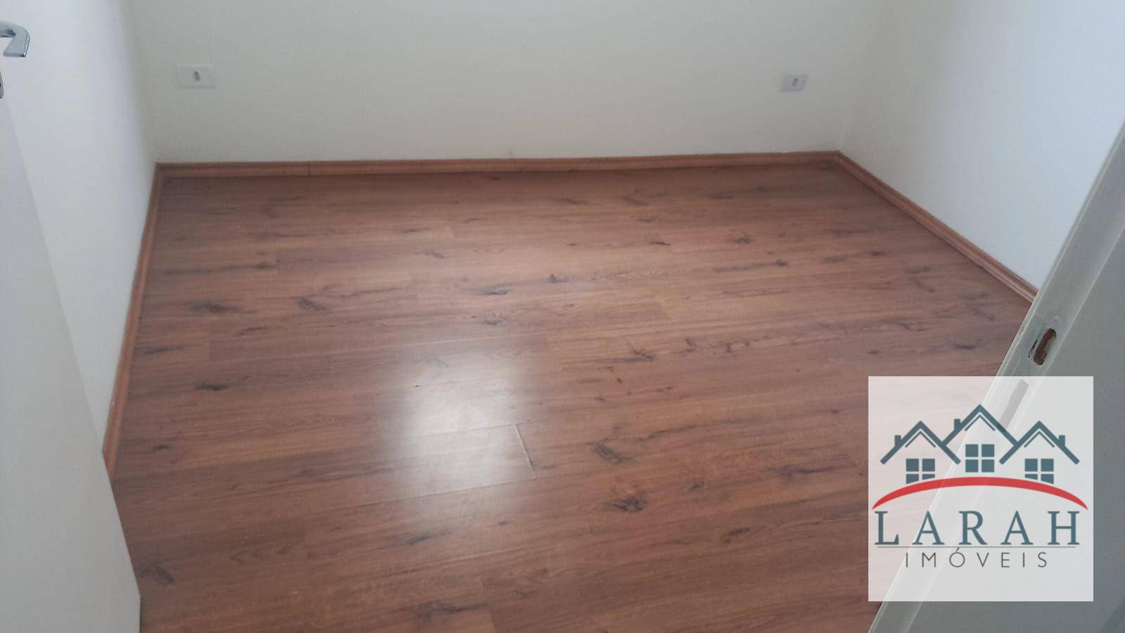 Apartamento à venda com 2 quartos, 70m² - Foto 5