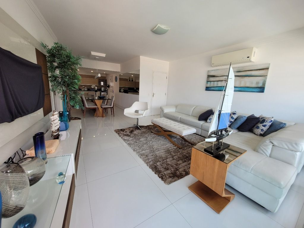 Apartamento à venda com 3 quartos, 168m² - Foto 3