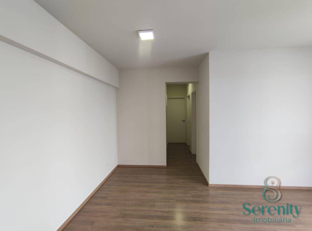 Apartamento para alugar com 3 quartos, 74m² - Foto 8