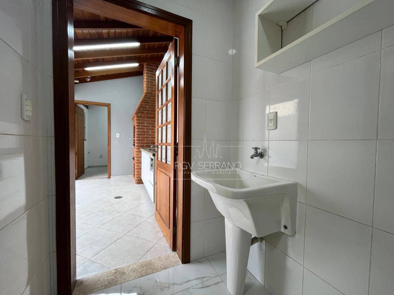 Casa à venda com 3 quartos, 180m² - Foto 18