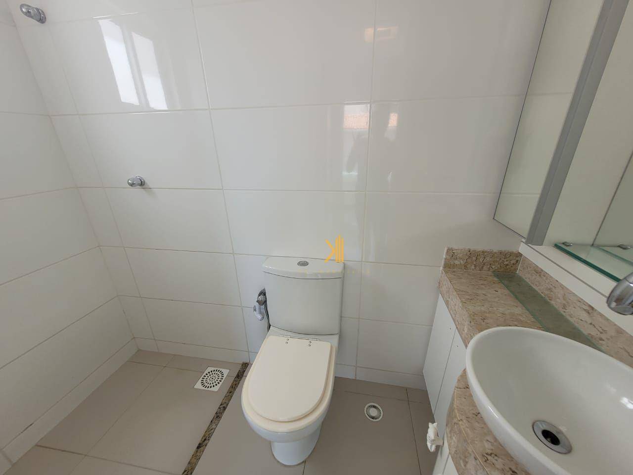 Casa à venda com 4 quartos, 200m² - Foto 14