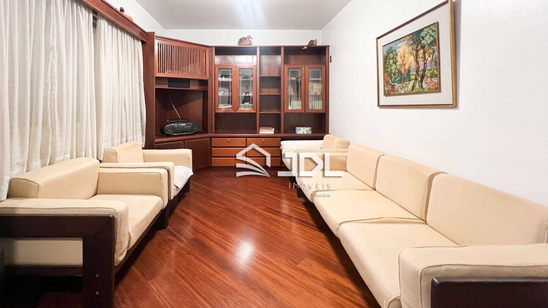 Apartamento à venda com 3 quartos, 257m² - Foto 17