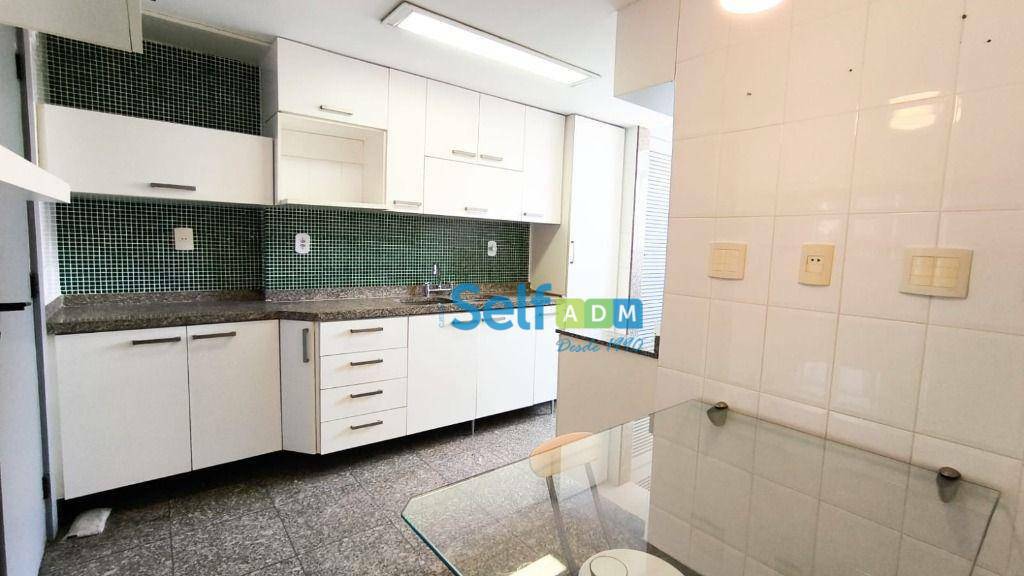 Apartamento para alugar com 3 quartos, 140m² - Foto 14