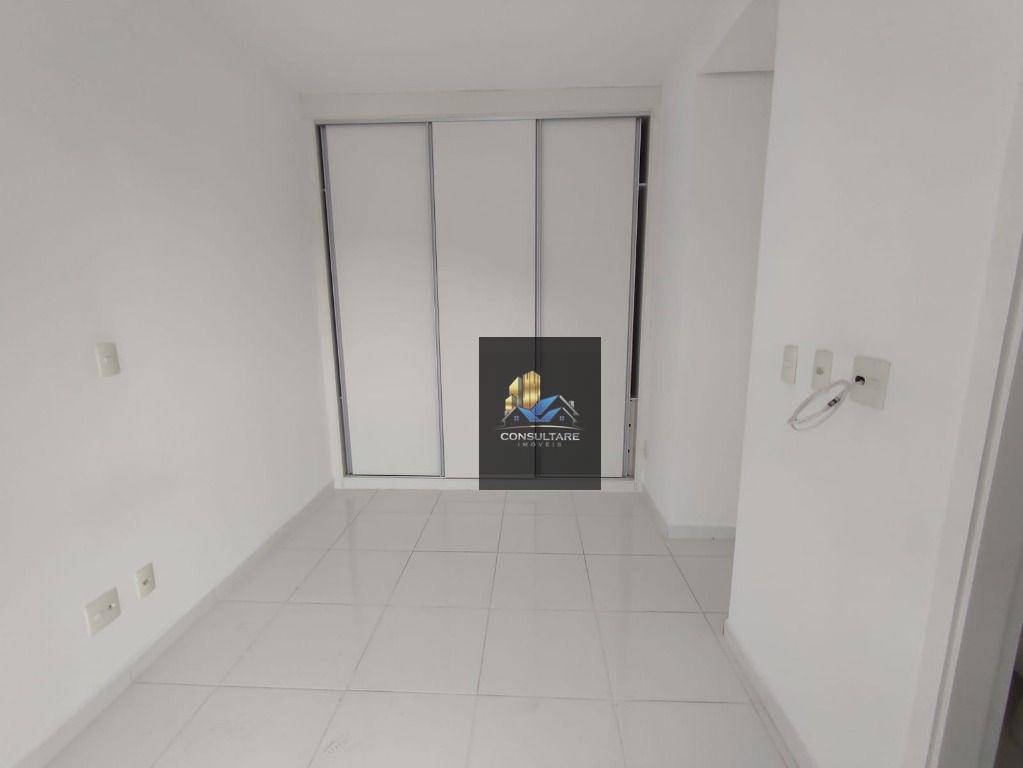 Apartamento para alugar com 1 quarto, 57m² - Foto 13