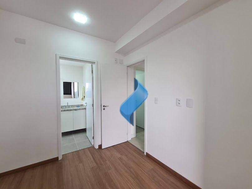 Apartamento para alugar com 2 quartos, 62m² - Foto 11