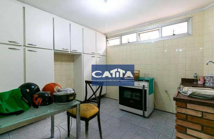 Casa para alugar com 3 quartos, 400m² - Foto 19