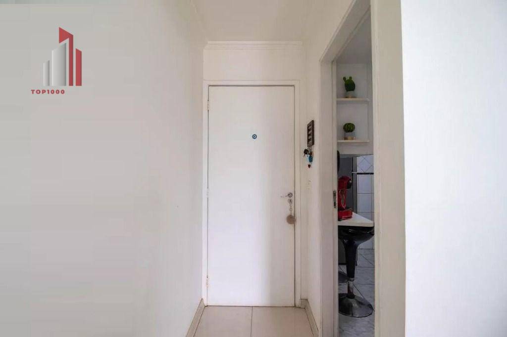 Apartamento à venda com 2 quartos, 57m² - Foto 13