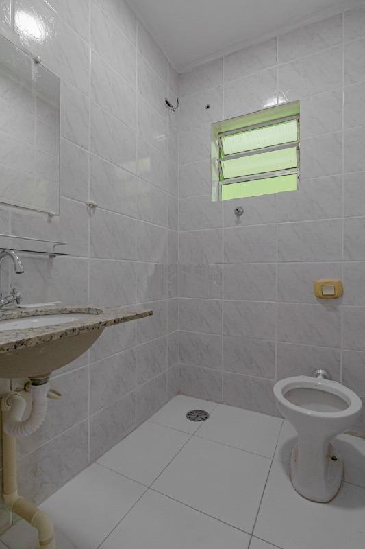 Casa à venda com 2 quartos, 90m² - Foto 9