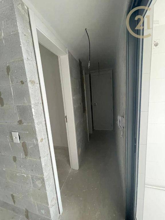 Apartamento à venda com 4 quartos, 275m² - Foto 17