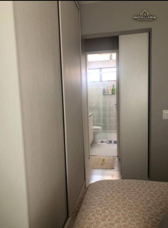 Apartamento à venda com 2 quartos, 66m² - Foto 14