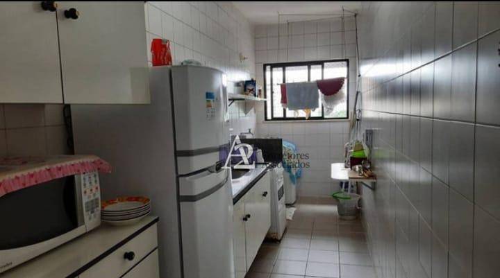 Apartamento à venda com 2 quartos, 63m² - Foto 11