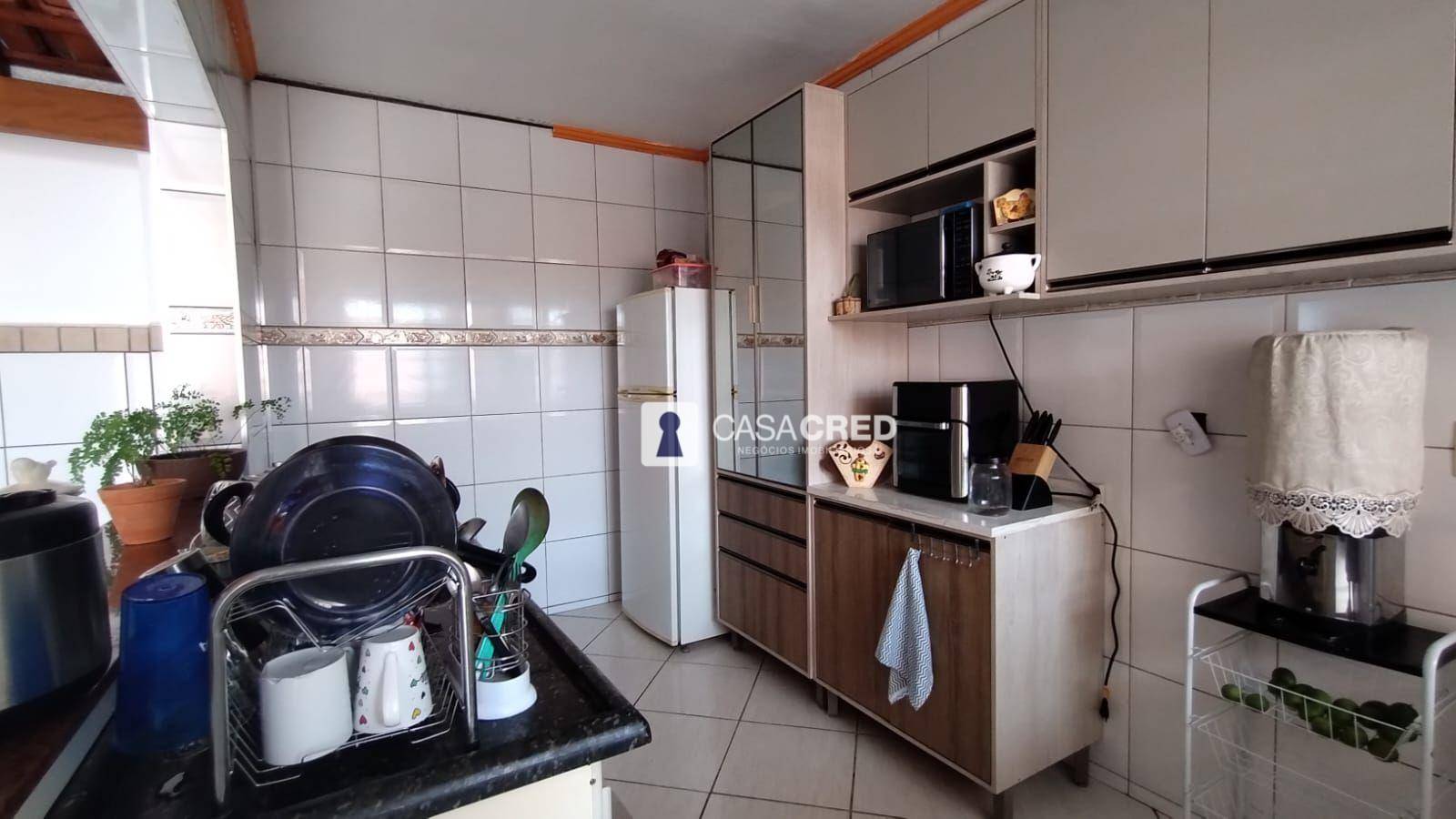 Casa à venda e aluguel com 5 quartos, 260m² - Foto 6