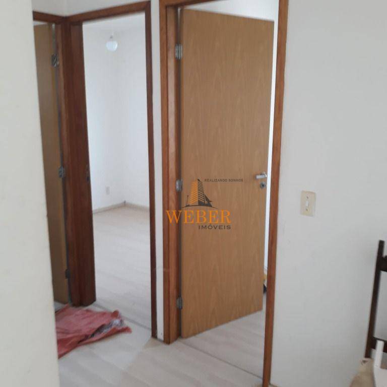 Apartamento à venda com 2 quartos, 49m² - Foto 6