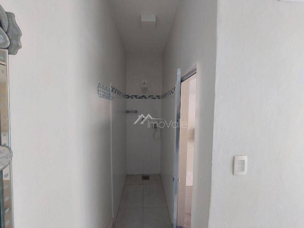 Casa de Condomínio à venda com 4 quartos, 600m² - Foto 28