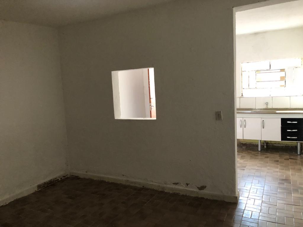 Casa à venda com 2 quartos, 90m² - Foto 37