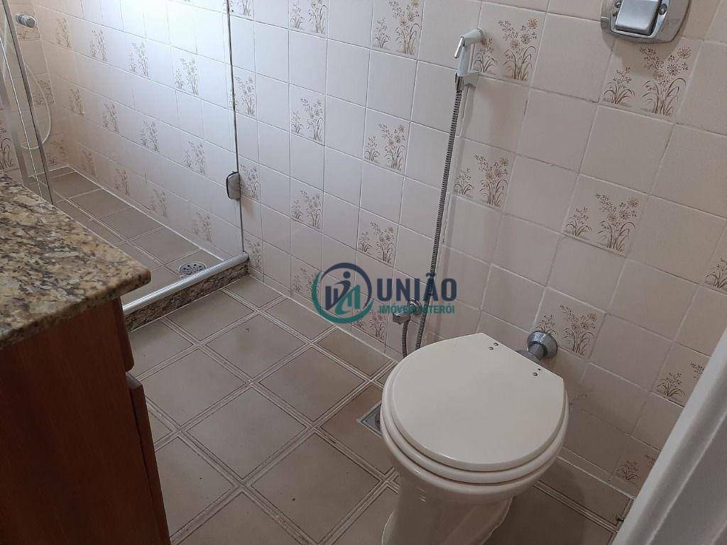 Apartamento à venda com 2 quartos, 75m² - Foto 14