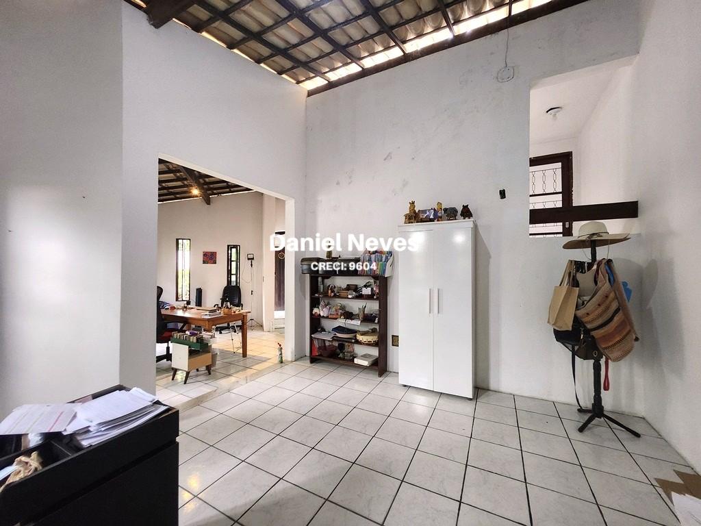 Casa à venda com 4 quartos, 207m² - Foto 10