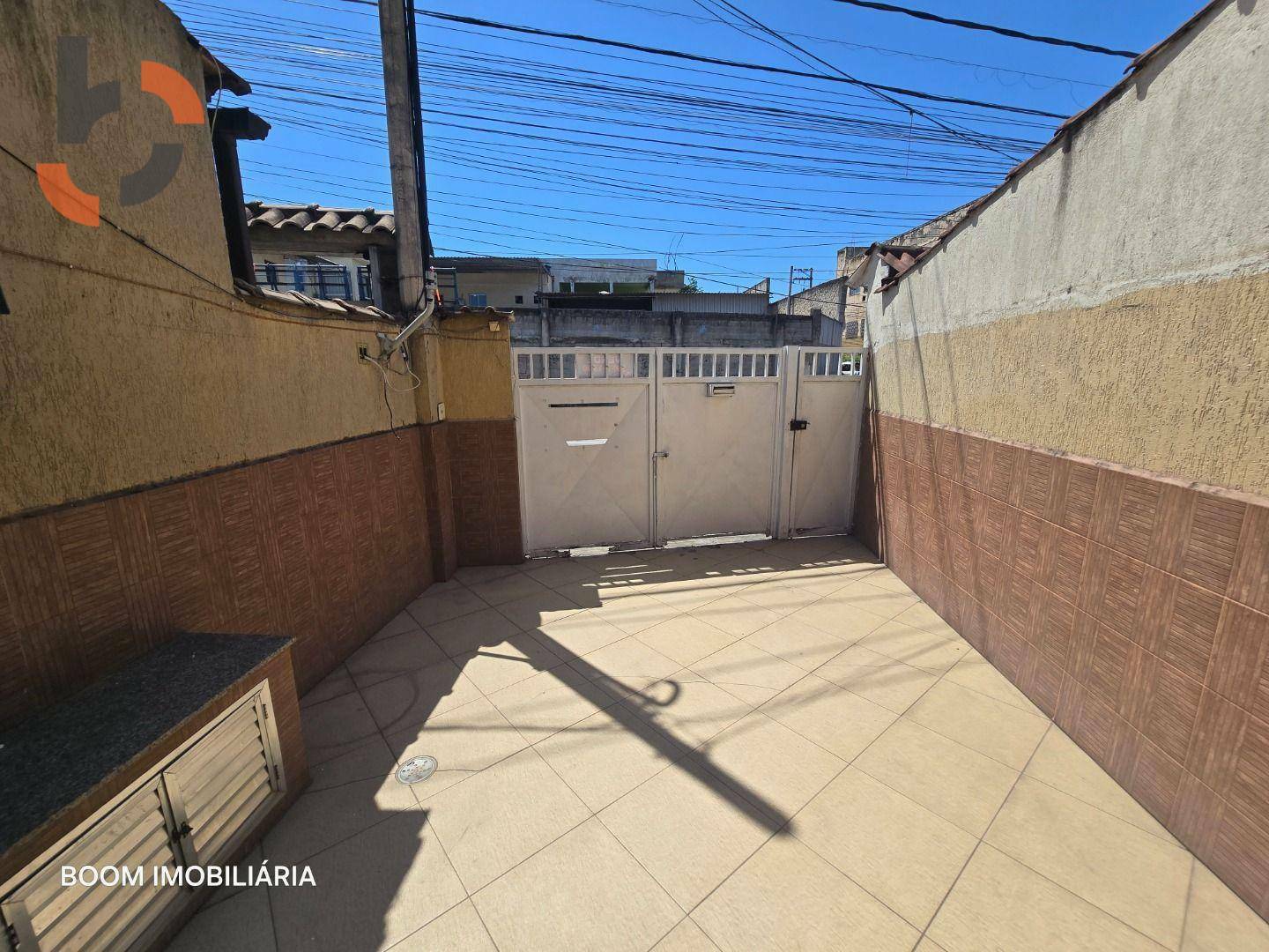 Casa à venda com 2 quartos, 69m² - Foto 4