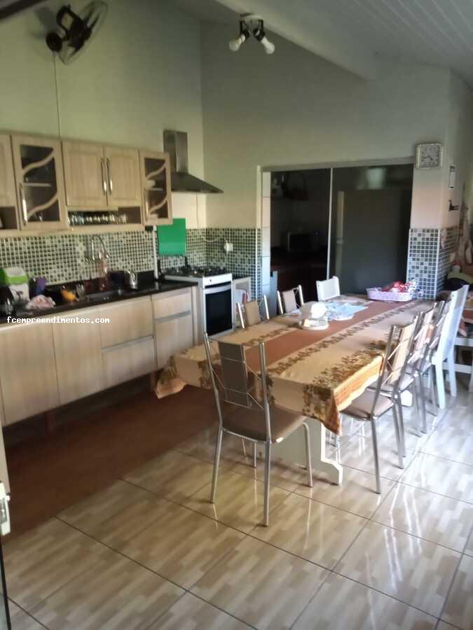 Fazenda à venda com 2 quartos, 1500m² - Foto 1